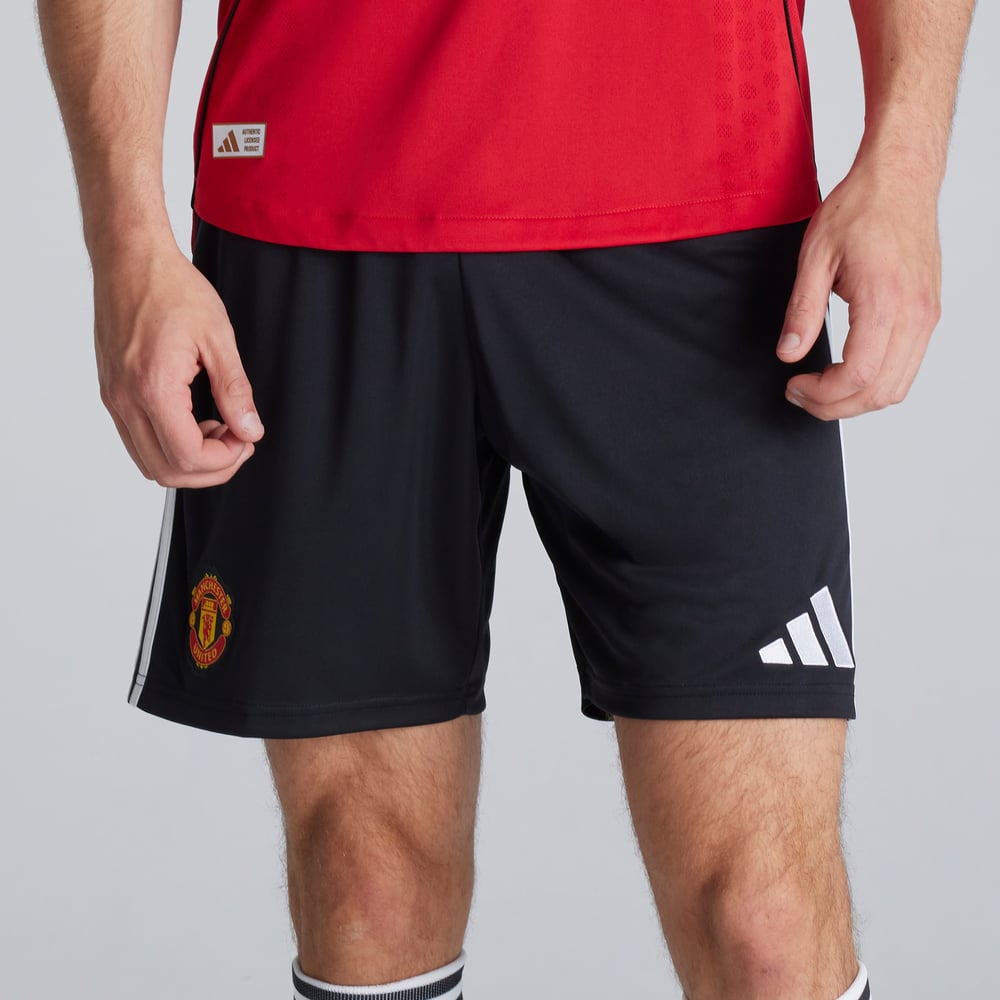 Men's Manchester United 2025/26 Away Shorts