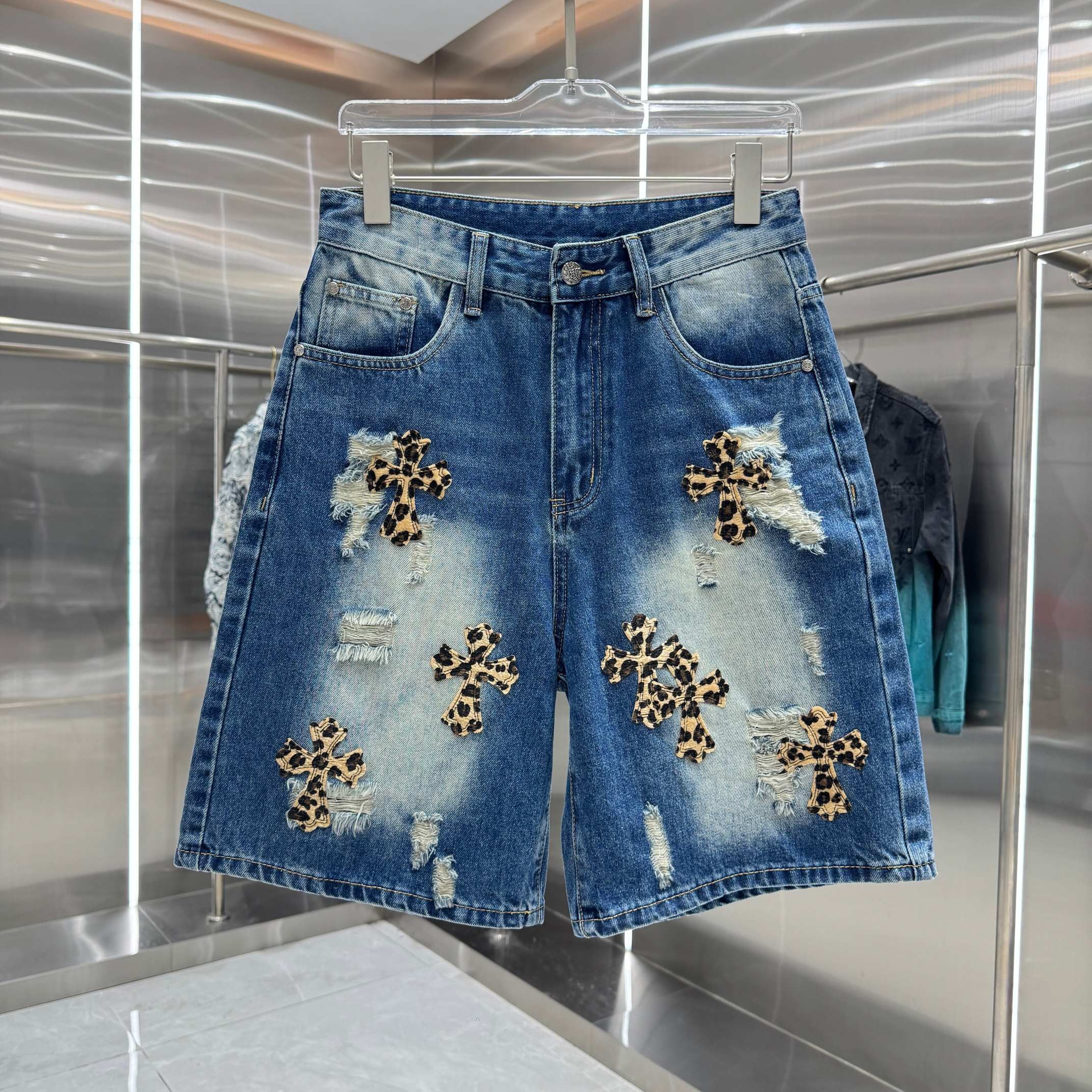 Chrome Hearts クロムハーツ デニムショートパンツ ダメージ加工 ヒョウ柄 クロスモチーフ ブラック/ブルー/ホワイト