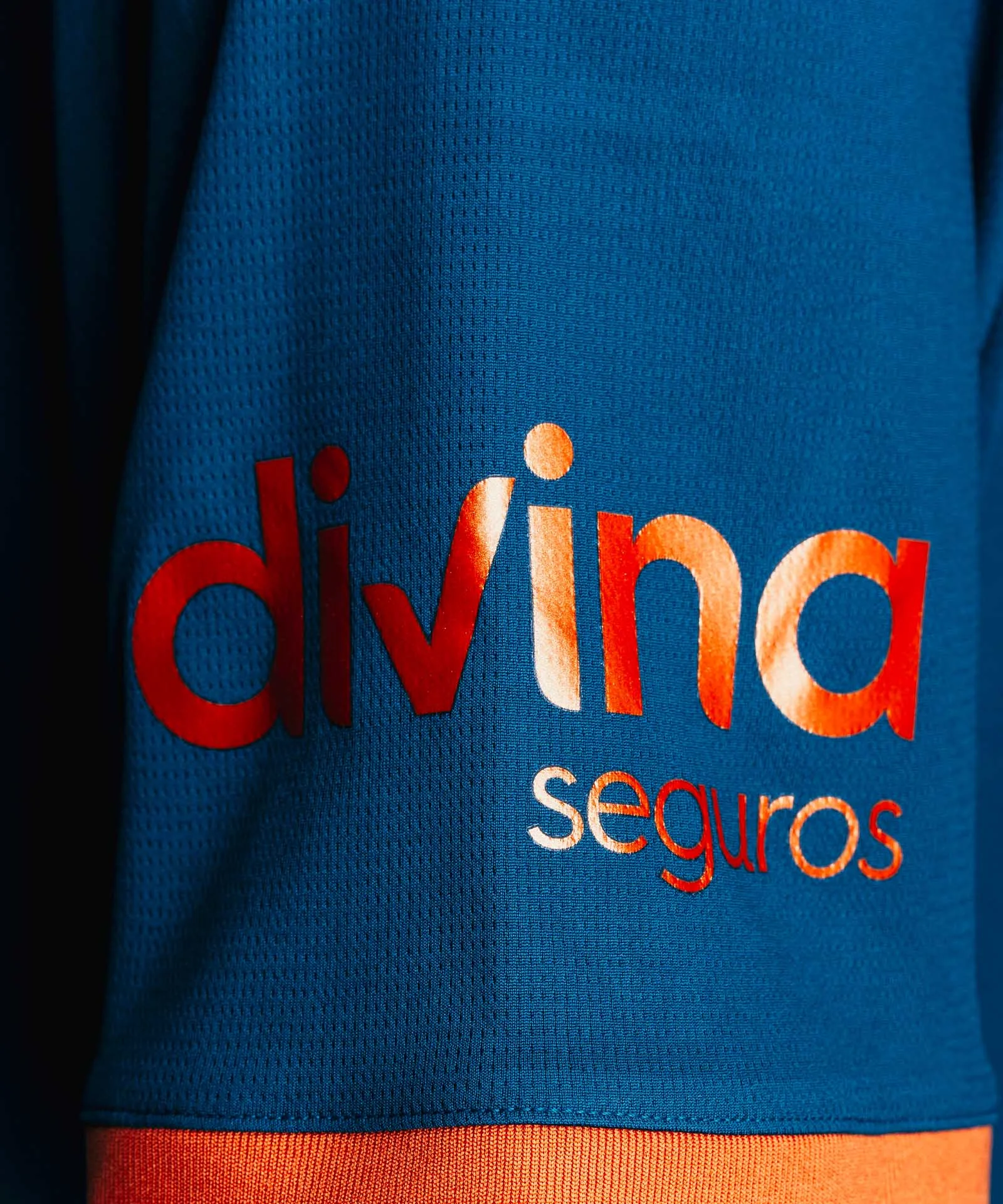 Valencia 26/27 Away Kit