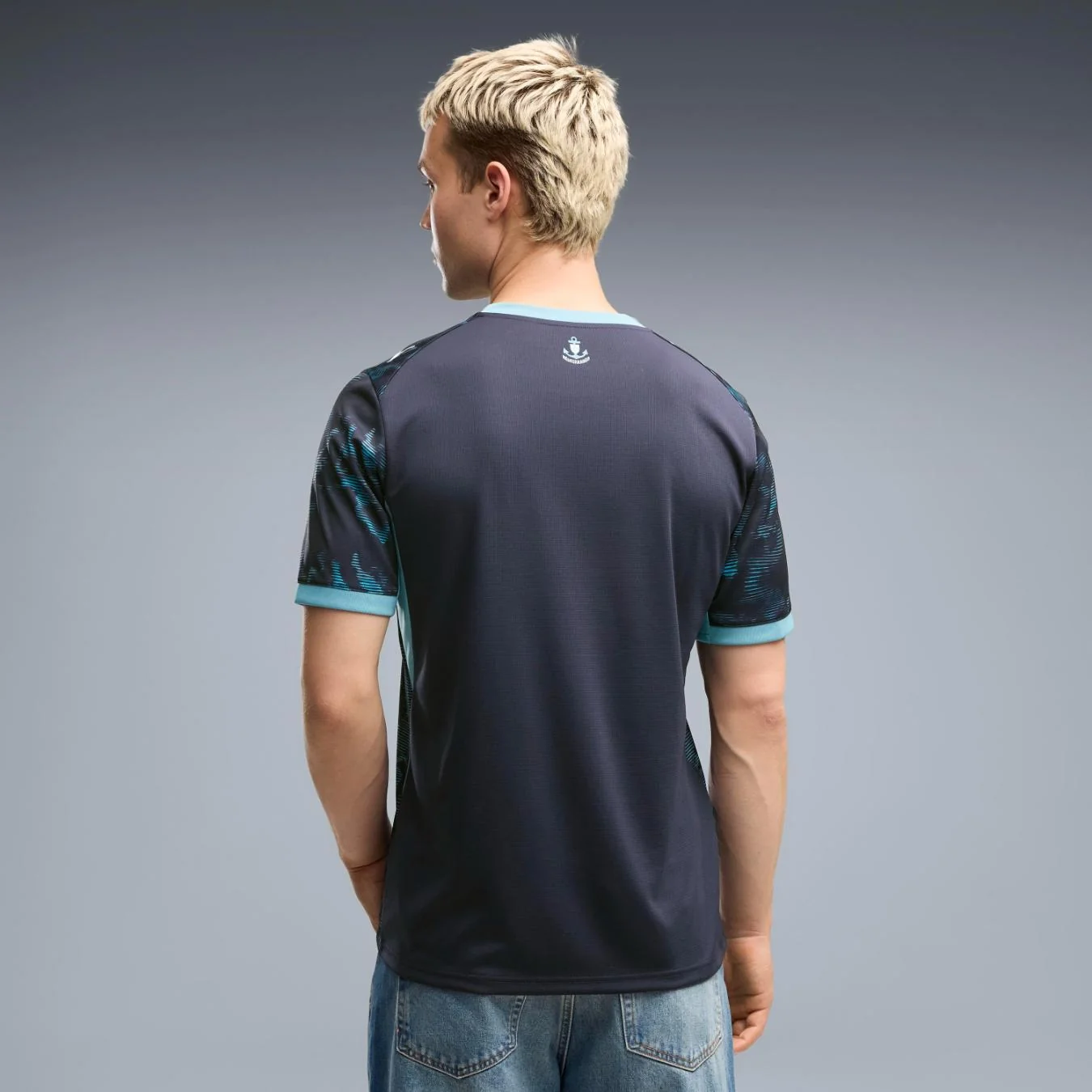 OM 26/27 Away Kit