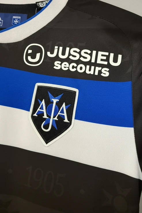AJ Auxerre 26/27 Away Kit