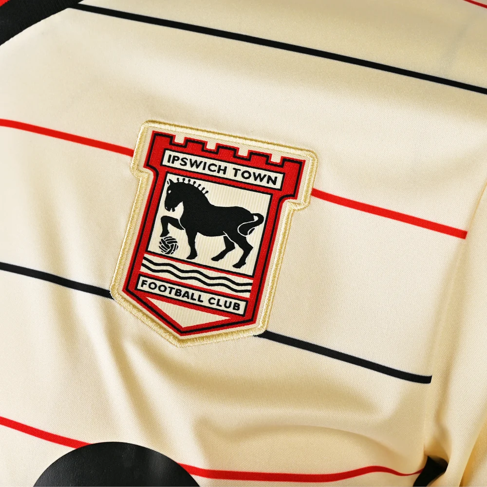 Ipswich Townr Auswärtstrikot 2026/27   
