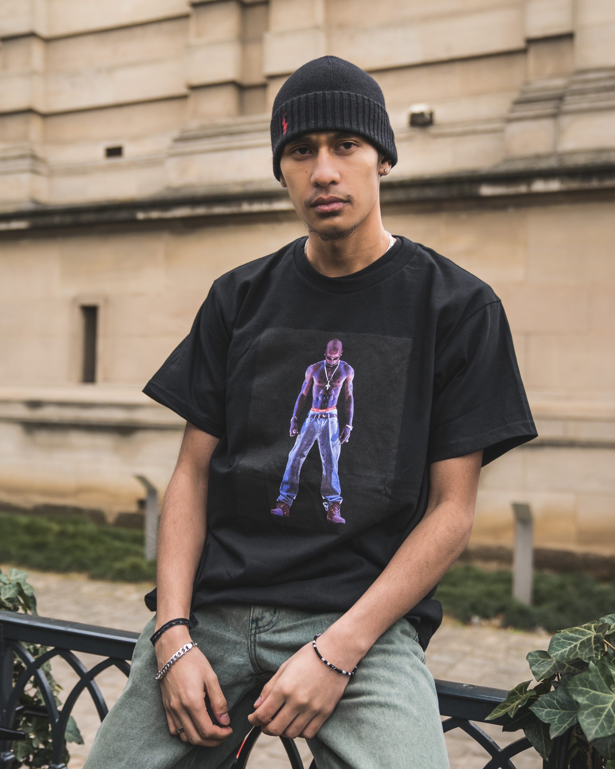 SUPREME TUPAC HOLOGRAM TEE